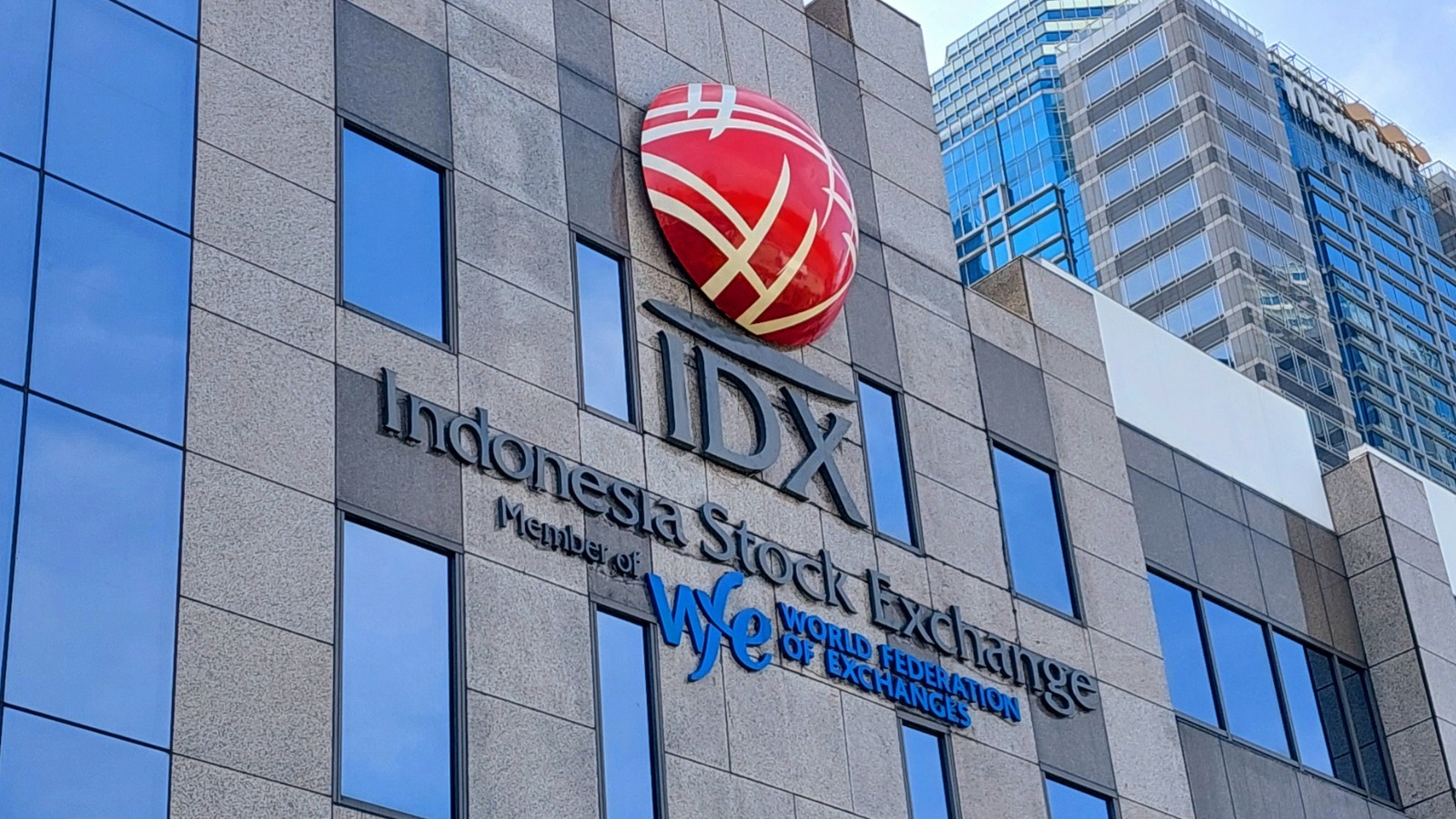 Pantauan Saham Hari Ini: IHSG Menguat ke 6.186, GOTO Cetak Laba, dan Lonjakan Kinerja INCO