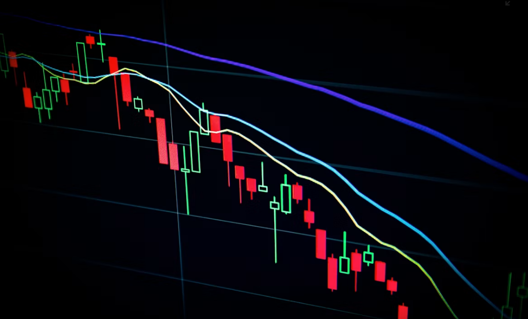 IHSG Terkoreksi ke 6.365 Usai Sempat Menghijau, Asing Justru Borong Saham Rp829 Miliar